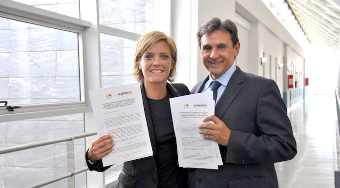 La Academia de TV y AUC firman un acuerdo de colaboración academia tv arc