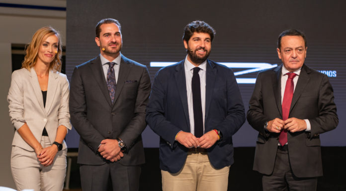 Murcia inaugura unos nuevos estudios con tres platós donde Globomedia producirá una serie