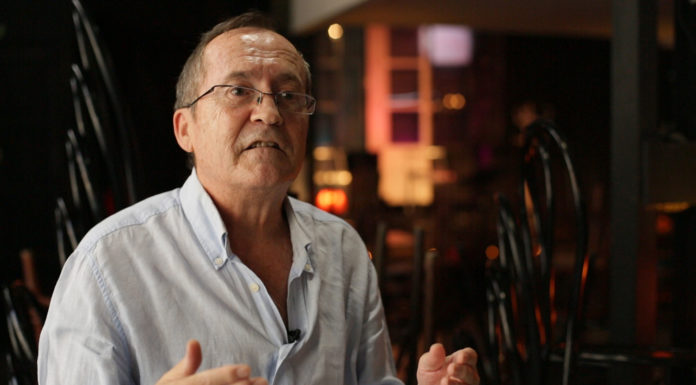 El cine andaluz rinde homenaje al cineasta Juan Sebastián Bollaín con el premio ASECAN de Honor