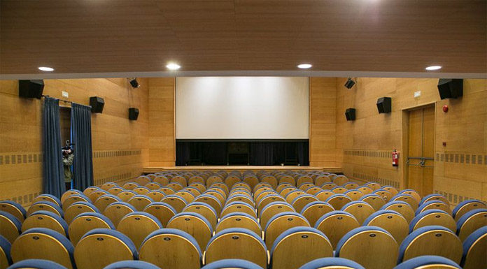 Proyecfilm impulsa la iniciativa #NiunCineMenos para paliar la clausura temporal de los cines por la alerta sanitaria