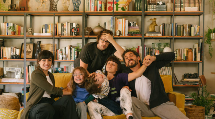 Warner Bros. actualiza su lista de lanzamientos de películas españolas con un aluvión de estrenos previsto para 2022 Mamá o papá rodaje