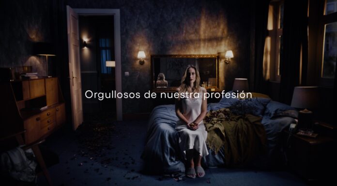‘Behind’, un homenaje a los profesionales del sector audiovisual protagonizado por la actriz Teresa Riott