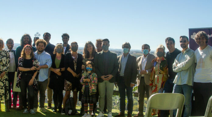 ‘Bodegón con fantasmas’ de Enrique Buleo y ‘El descendiente’, de Fernando Pérez, proyectos premiados por Castilla-La Mancha Media en Abycine Lanza 2021