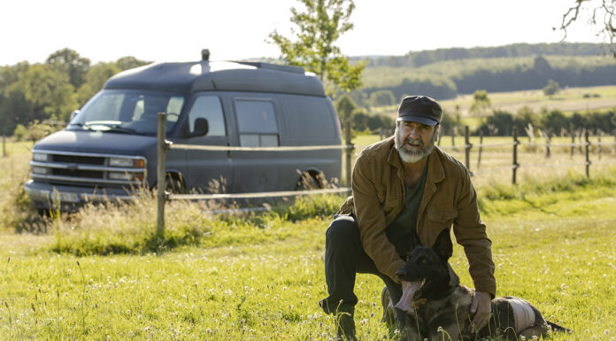 ‘El viajero’ – estreno 13 de julio en COSMO El viajero