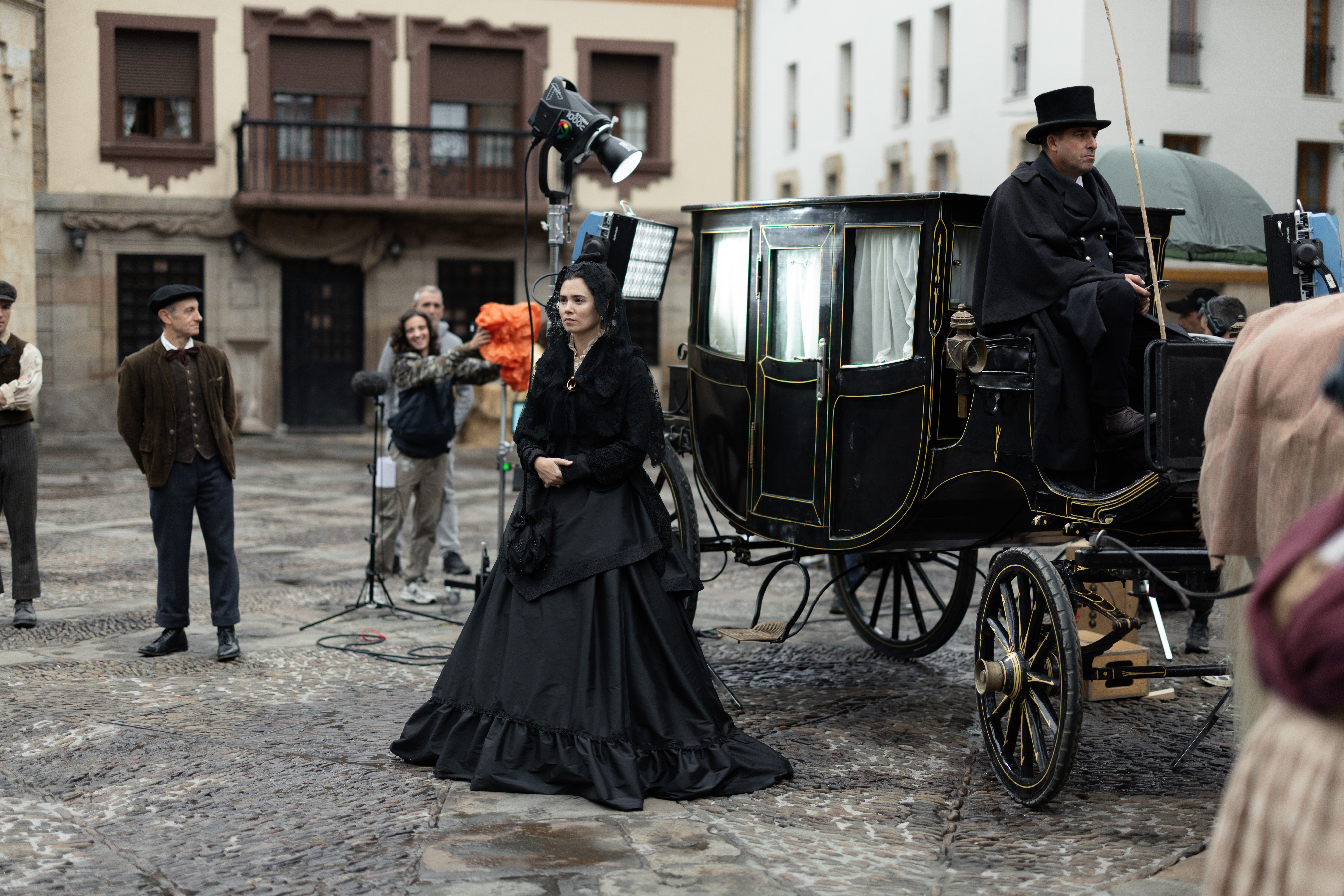 Se rueda ‘Rafaela’, ópera prima de Alba Lozano, producida por Baleuko, 11 Varas, 100 Acres, La Claqueta PC y Caviar